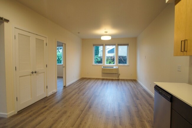 6015 S Virginia Ave in Portland, OR - Building Photo - Building Photo