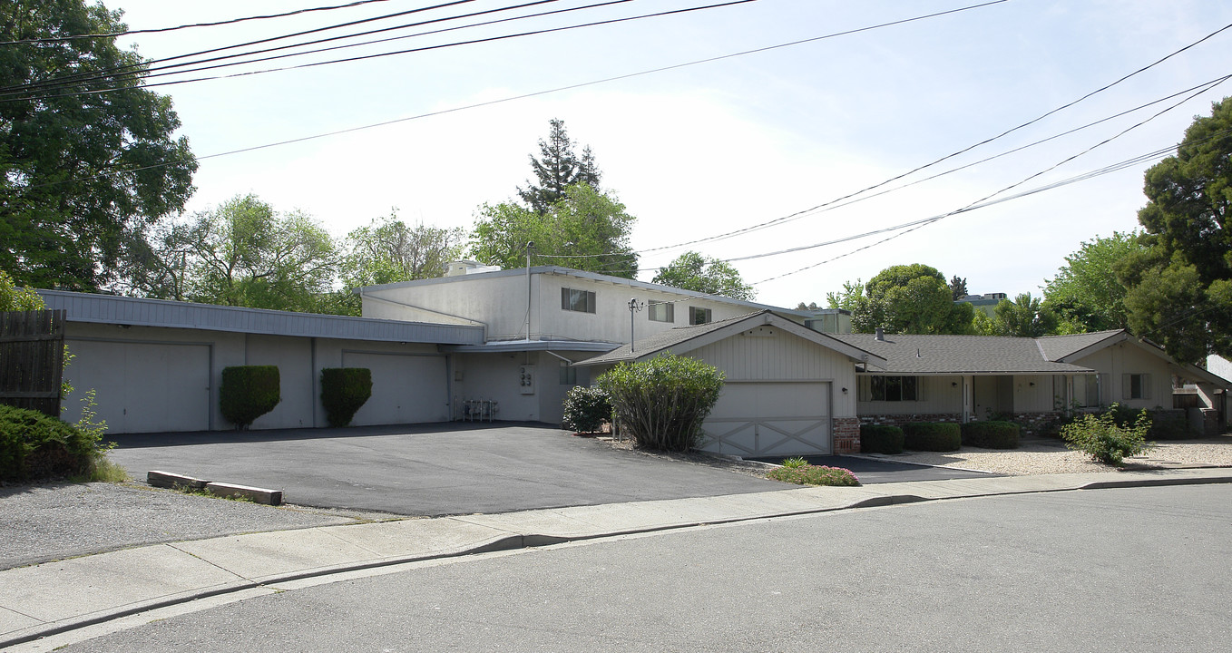 15 A-G Baldwin Ct in Walnut Creek, CA - Building Photo