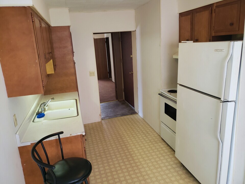 387 State St N, Unit 3 Photo