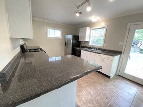 132 N Rembert St in Memphis, TN - Building Photo - Building Photo