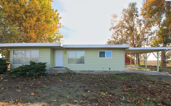 property at 10111 Eltopia West Rd