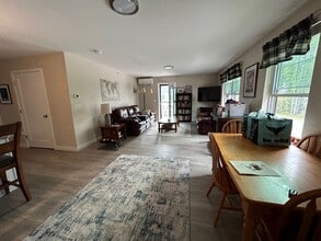 35 Mill Commons Dr, Unit 220 in Scarborough, ME - Building Photo - Building Photo