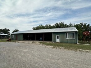 27160 North 3990 Road in Ramona, OK - Building Photo - Building Photo
