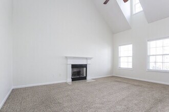 6862 Grand Hickory Dr in Braselton, GA - Building Photo - Building Photo