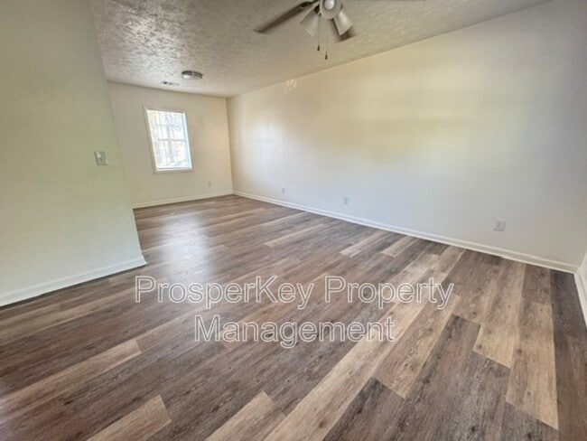 802 27th Ave in Phenix City, AL - Foto de edificio - Building Photo