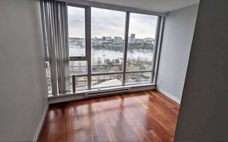 1408 Strathmore Mews in Vancouver, BC - Building Photo