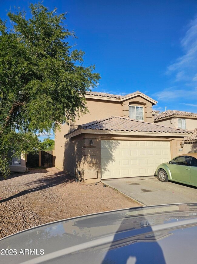 property at 11108 W Devonshire Ave