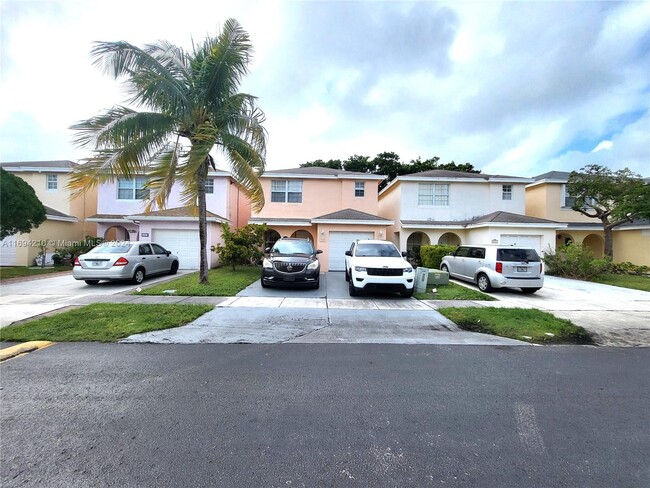 4049 Eastridge Dr in Pompano Beach, FL - Building Photo - Building Photo