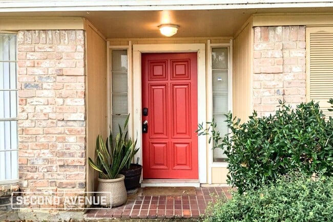 12115 Creekhurst Dr in Houston, TX - Building Photo - Building Photo