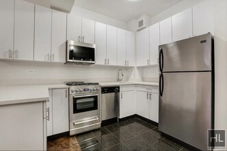 WEST 22 STREET, Unit 7H in New York, NY - Foto de edificio - Building Photo