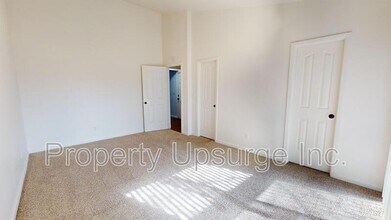 1487 Bradford Way in Redding, CA - Building Photo - Building Photo