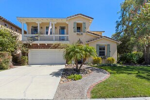 16263 Lone Bluff Ct in San Diego, CA - Building Photo