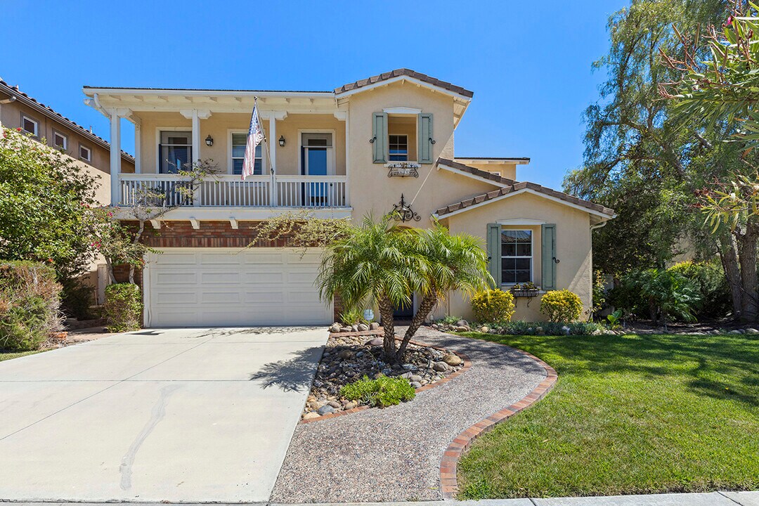 16263 Lone Bluff Ct in San Diego, CA - Building Photo