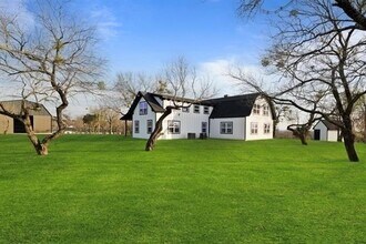400 Timber Wild Dr in Weatherford, TX - Building Photo - Building Photo