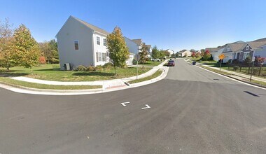 2 Shetland Wy in Lovettsville, VA - Building Photo - Building Photo