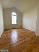 2101 Venezia Ave in Vineland, NJ - Foto de edificio - Building Photo