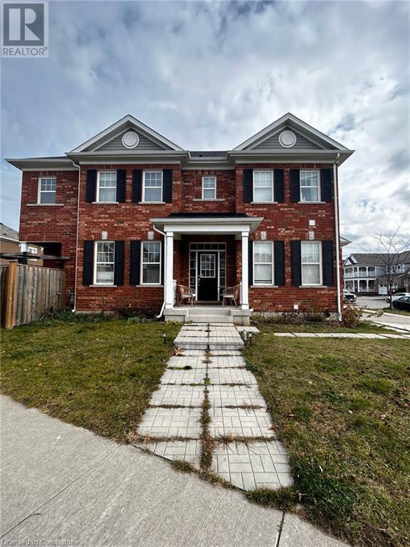 203 Grovehill Cres in Kitchener, ON - Building Photo - Building Photo