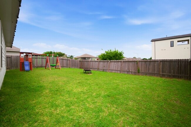 property at 11036 N Lake Mist Ln