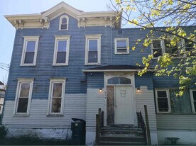 257 Washington St NW in Warren, OH - Building Photo