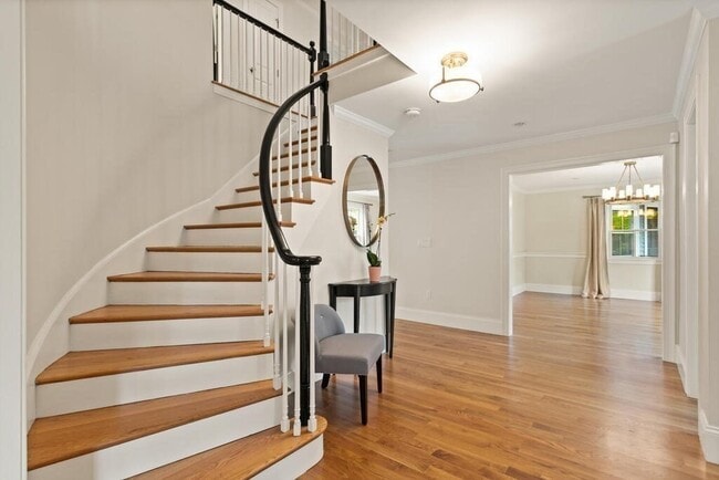 property at 150 Country Club Rd