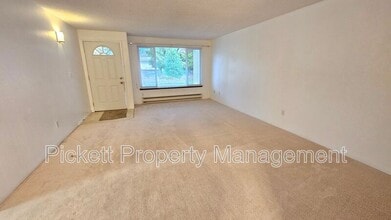 2870 SE Colusa Ave in Port Orchard, WA - Building Photo - Building Photo