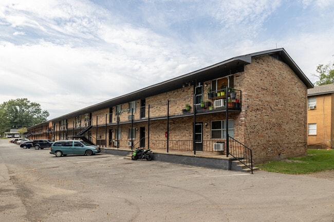 The Hendrix in Fort Smith, AR - Foto de edificio - Building Photo
