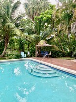 1826 N Dixie Hwy, Unit 105