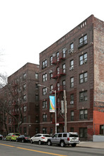 4333 48th St in Sunnyside, NY - Building Photo - Building Photo