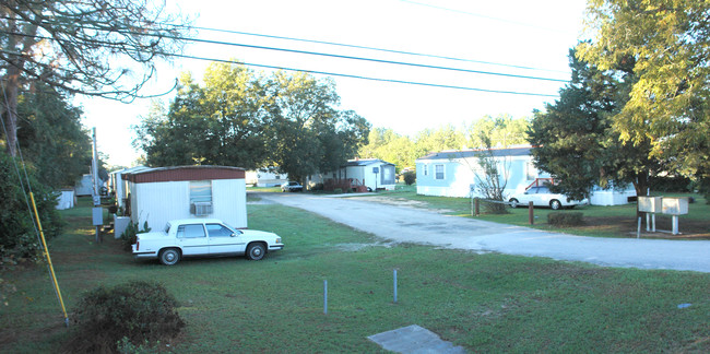 1637 W Main St in Lexington, SC - Foto de edificio - Building Photo