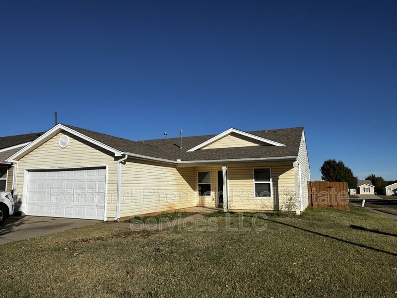 1701 NW 146th St in Edmond, OK - Building Photo