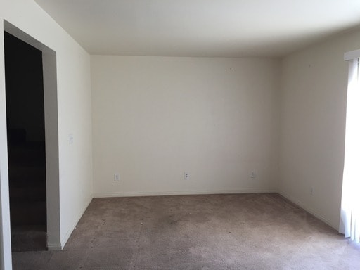 1655 Orchard Cove Dr in Elko, NV - Building Photo - Building Photo