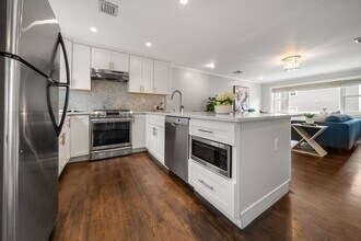 3 Glover Ct, Unit 2 in Boston, MA - Building Photo - Building Photo