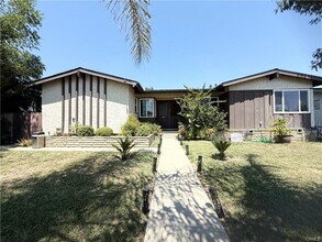 23233 Vanowen St in Los Angeles, CA - Building Photo - Building Photo