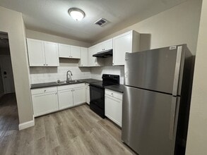 704 St Clair St in Jacksonville, FL - Building Photo - Building Photo