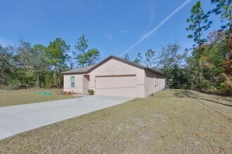 2799 W Sheila Dr in Citrus Springs, FL - Building Photo - Building Photo