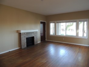 Belmont Heights Apartment in Long Beach, CA - Foto de edificio - Building Photo