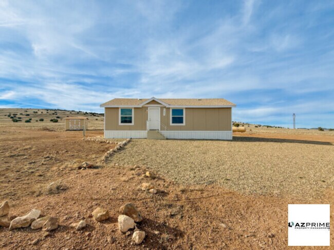 51880 Gold Plains Rd in Seligman, AZ - Building Photo - Building Photo