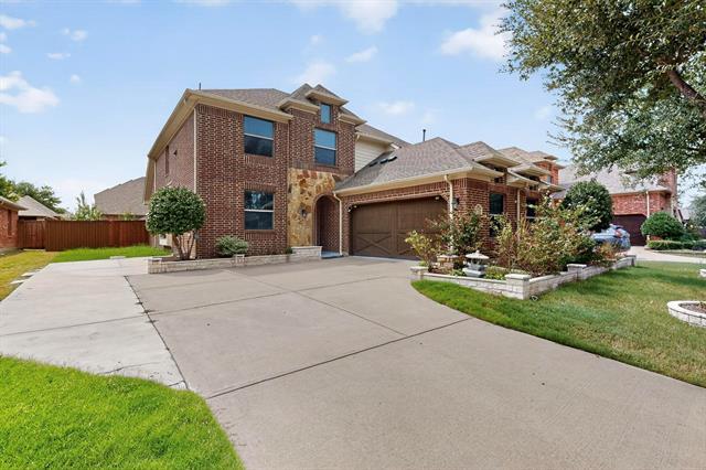 property at 604 Knightsbridge Ln