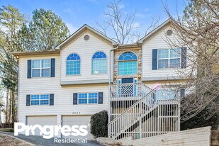 2622 McGuire Dr in Kennesaw, GA - Building Photo