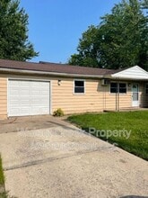 3819 Clifton Ave in Lorain, OH - Building Photo - Building Photo