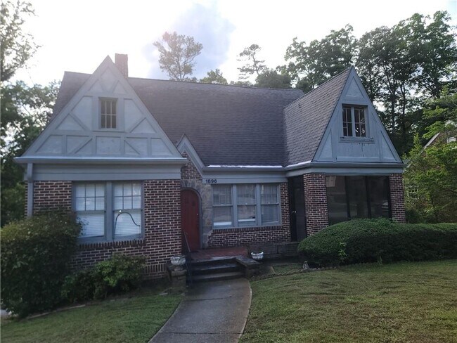 property at 1896 Ridgewood Dr NE