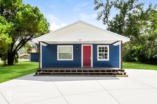 518 Wolfe St in Wildwood, FL - Building Photo