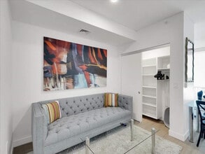 817 N 6th St, Unit SI ID1047108P in Phoenix, AZ - Foto de edificio - Building Photo