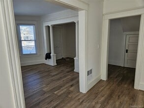 10 Fox Terrace in Poughkeepsie, NY - Building Photo - Building Photo