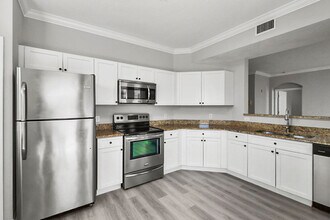 11025 Legacy Blvd in Palm Beach Gardens, FL - Building Photo - Building Photo