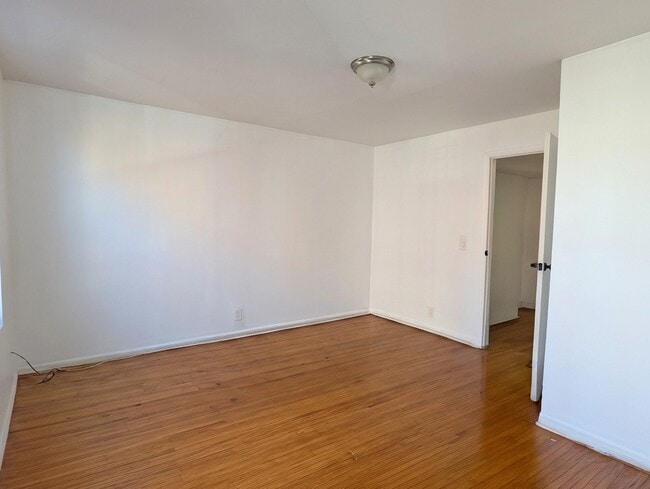 133 Dikeman St in Brooklyn, NY - Building Photo - Building Photo