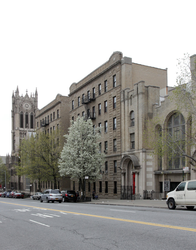 509 West 155th Street in New York, NY - Foto de edificio - Building Photo