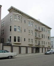 2295 Francisco St in San Francisco, CA - Building Photo - Building Photo