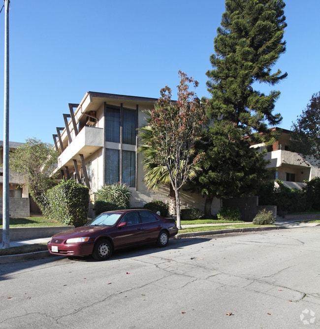 227 Justin Ave, Unit 8