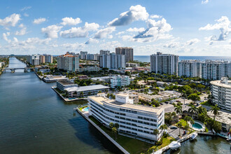 Alagon Condominium in Fort Lauderdale, FL - Building Photo - Building Photo